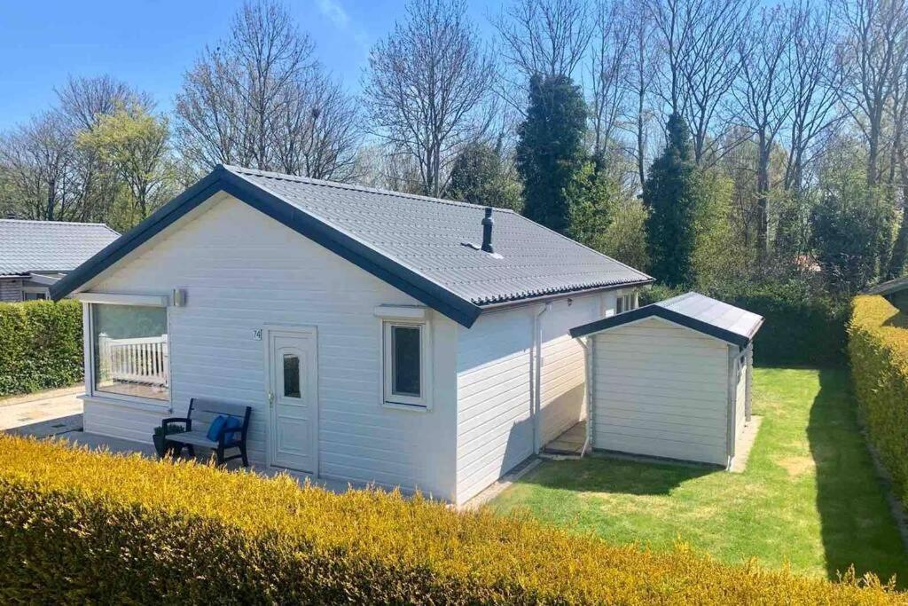 Bungalow Scheldezicht In Zeeland Dicht Bij Zee Scherpenisse Экстерьер фото