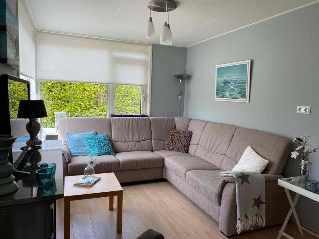 Bungalow Scheldezicht In Zeeland Dicht Bij Zee Scherpenisse Экстерьер фото