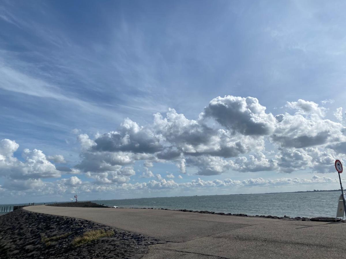Bungalow Scheldezicht In Zeeland Dicht Bij Zee Scherpenisse Экстерьер фото